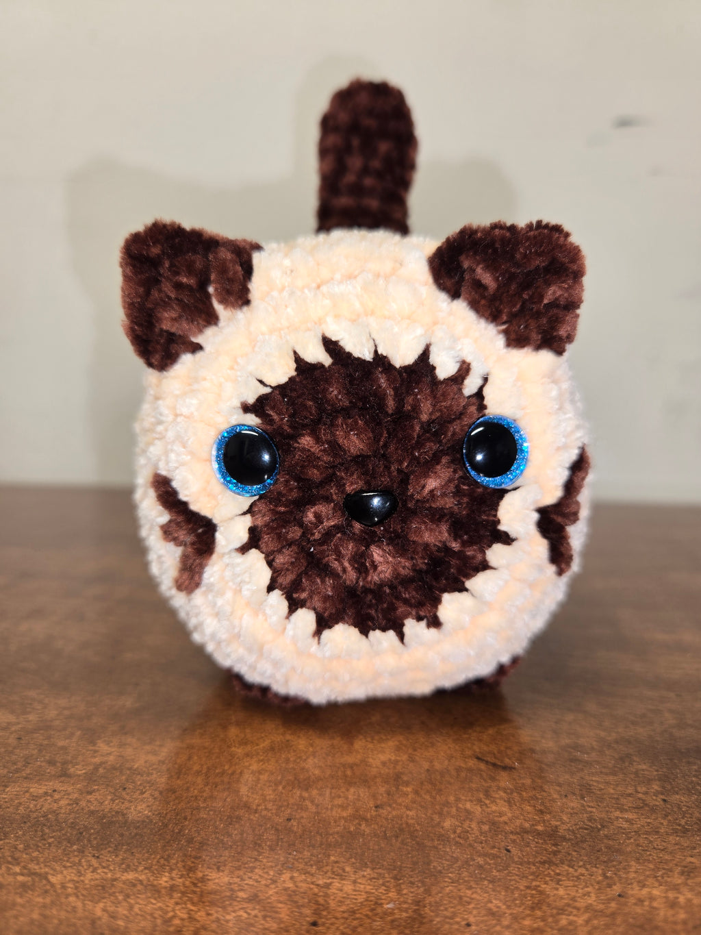 Small Loaf Cat Plushy