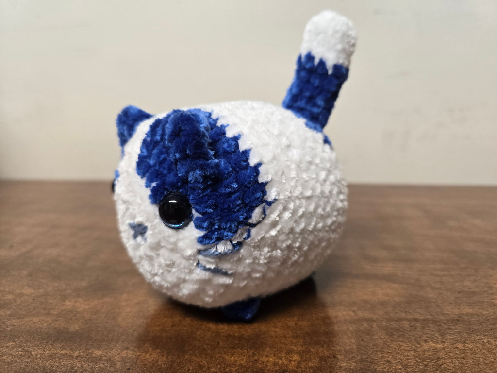 Small Loaf Cat Plushy
