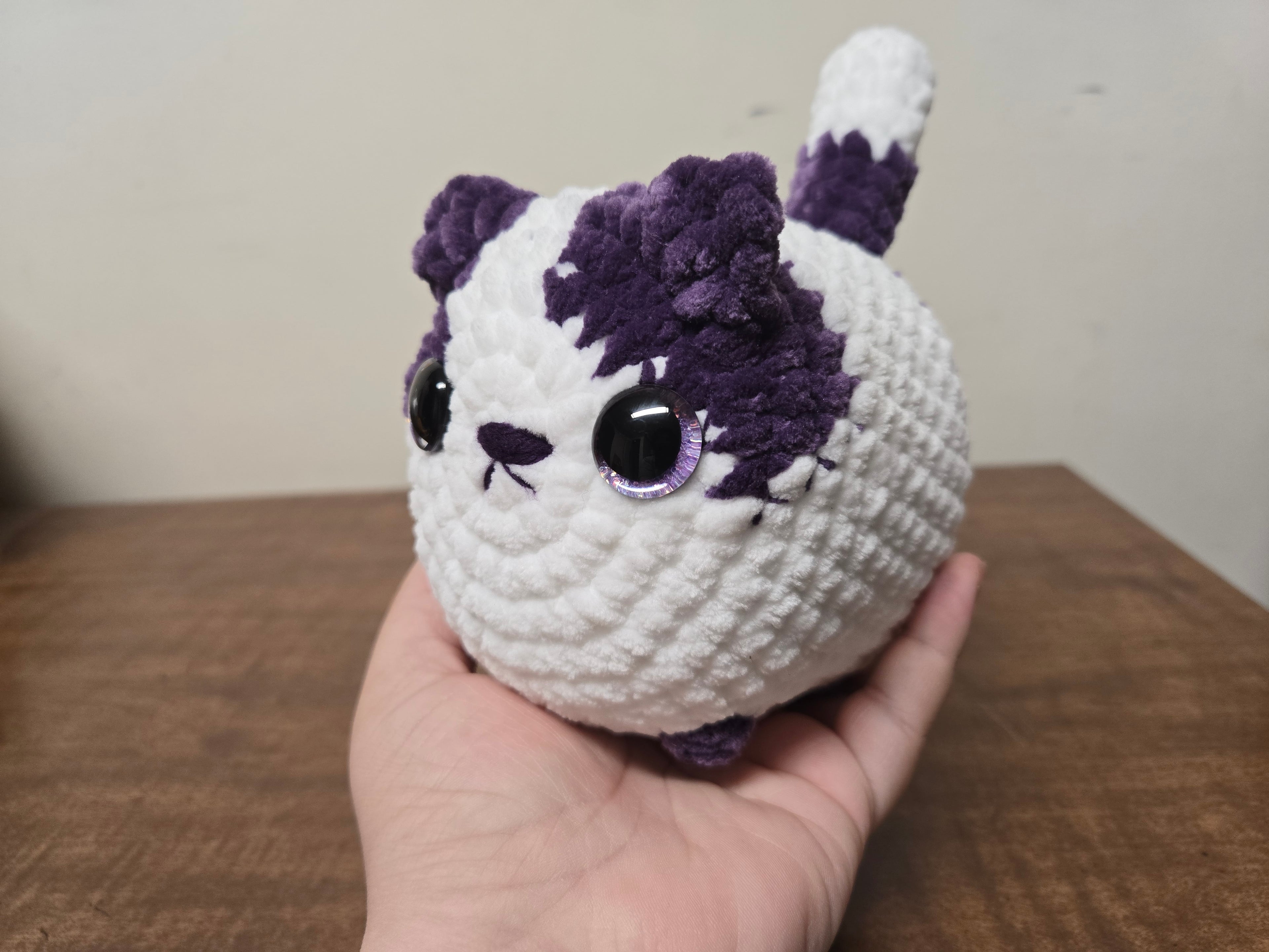 Cat Plushy - Medium Loaf